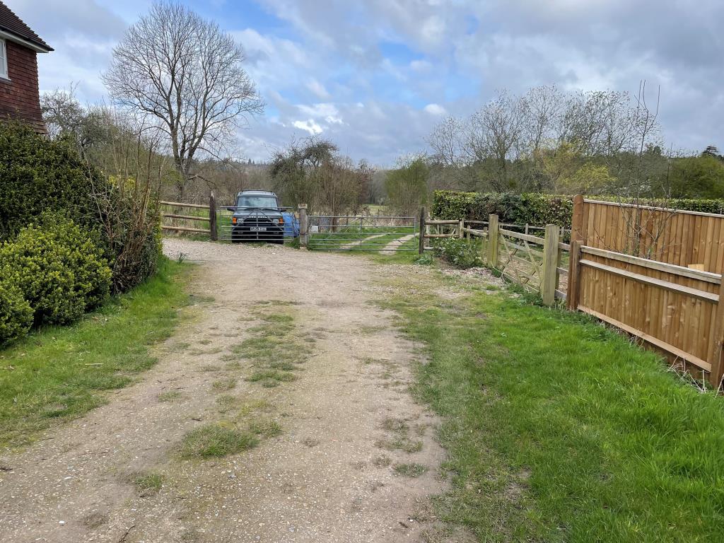Lot: 106 - PARCEL OF LAND WITH POTENTIAL -
